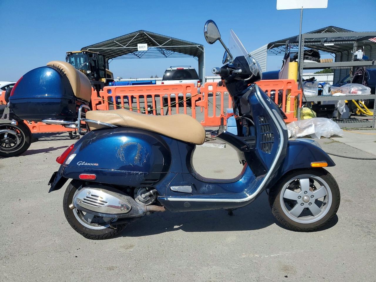 2012 Vespa GTS 300 Super