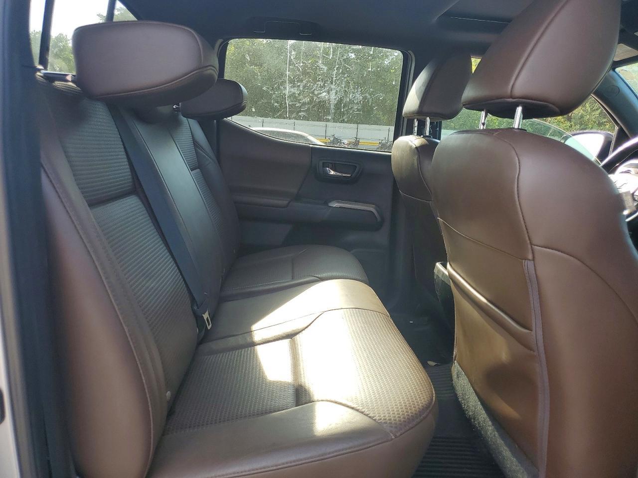 2017 Toyota Tacoma Limited