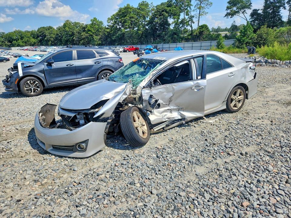 2012 Toyota Camry se