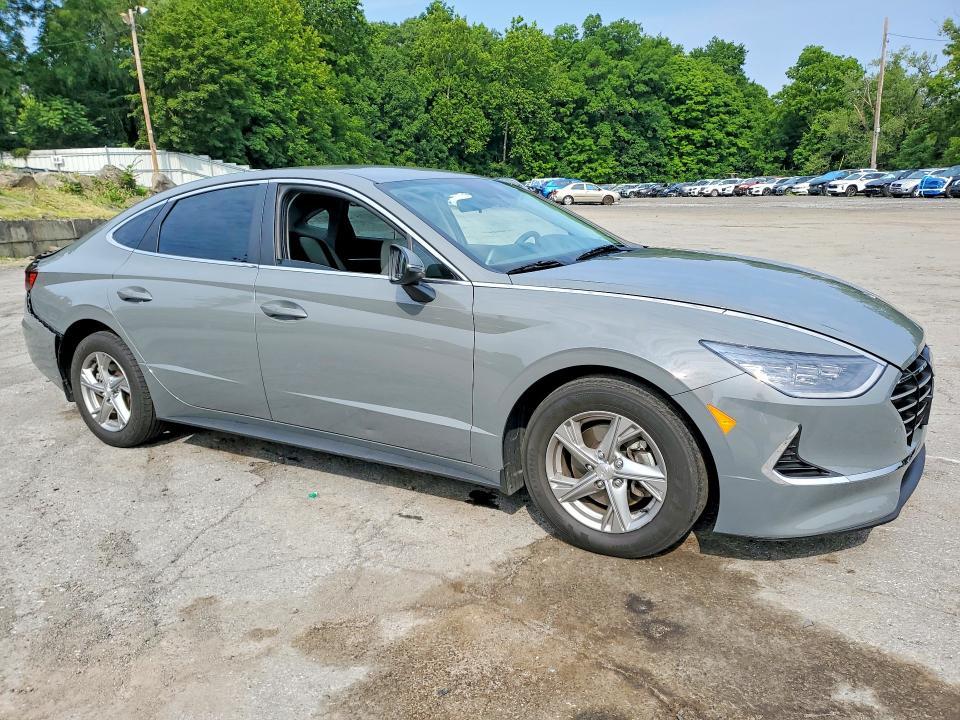 2023 Hyundai Sonata se