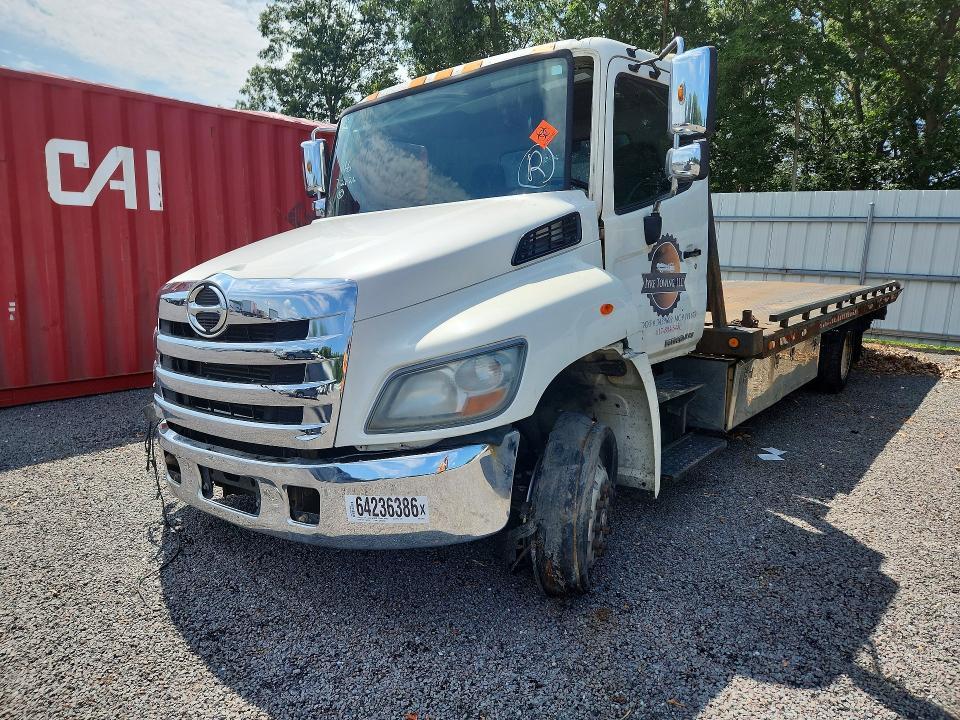 2011 Hino 258 268