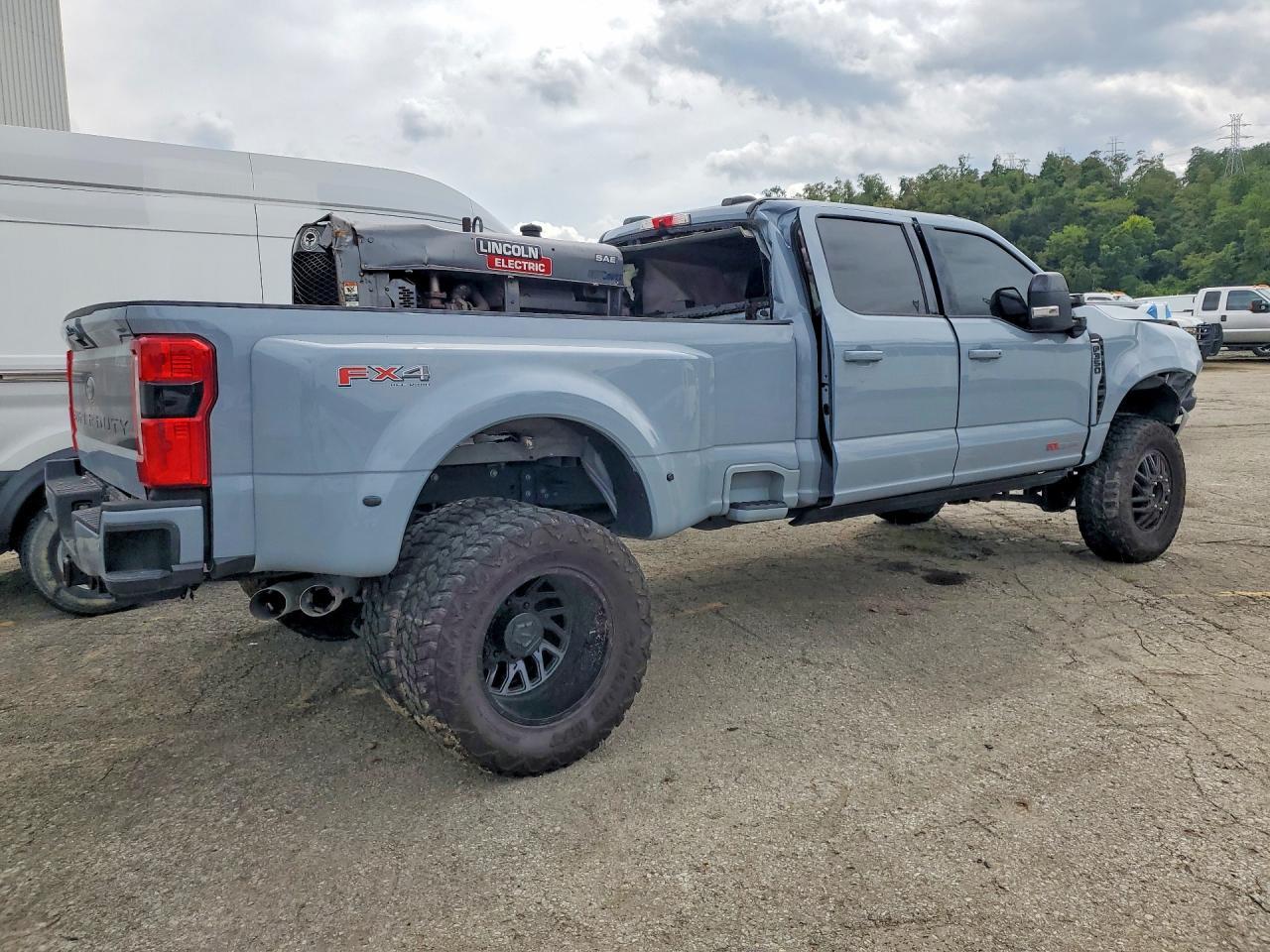 2024 Ford F350 Super Duty