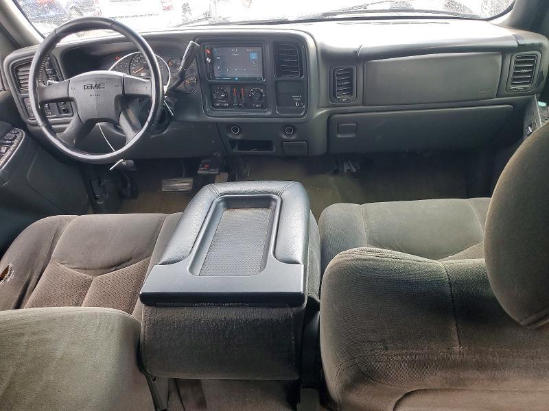 2004 GMC Sierra K2500 Heavy Duty
