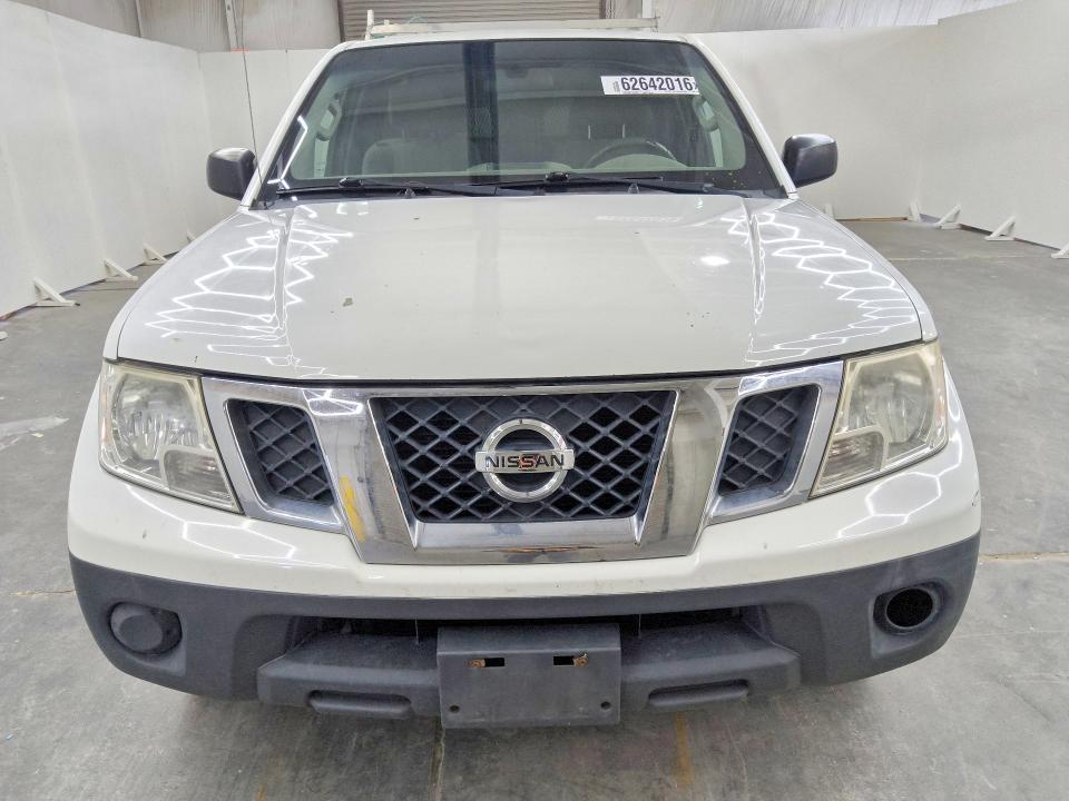 2015 Nissan Frontier S