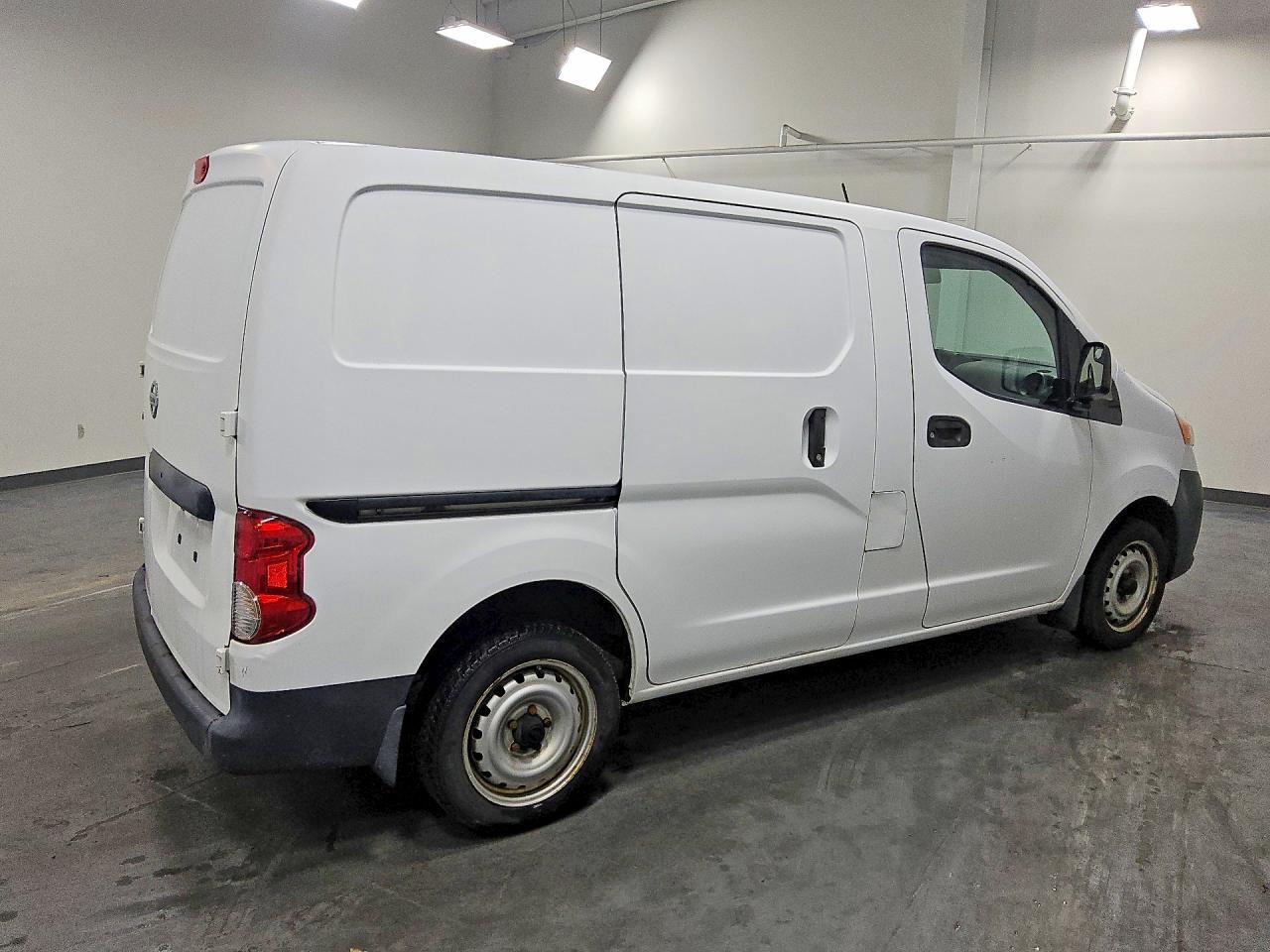 2017 Nissan NV200 S