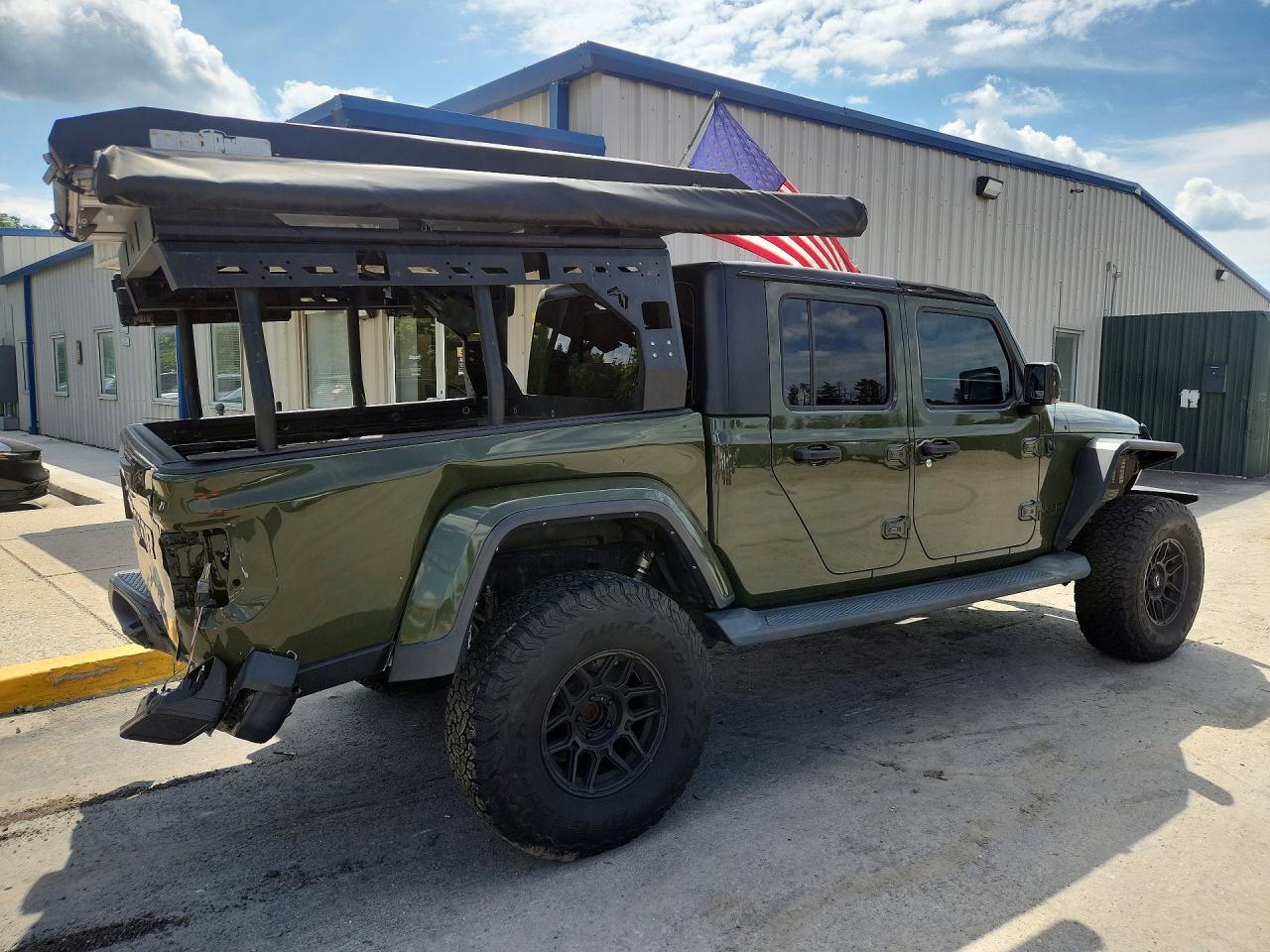 2022 Jeep Gladiator Sport