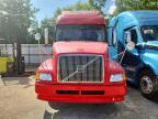 2000 Volvo VNL Semi Truck