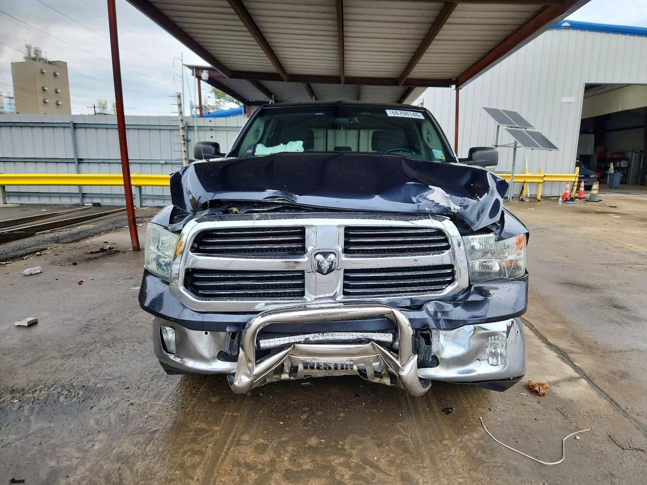 2015 Dodge RAM 1500 SLT