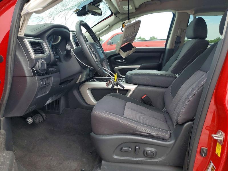 2021 Nissan Titan SV