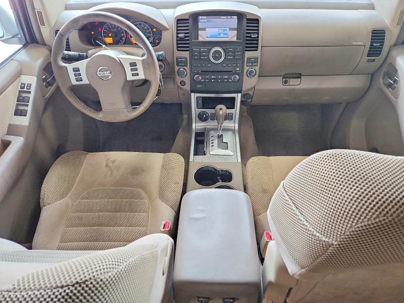 2011 Nissan Pathfinder s