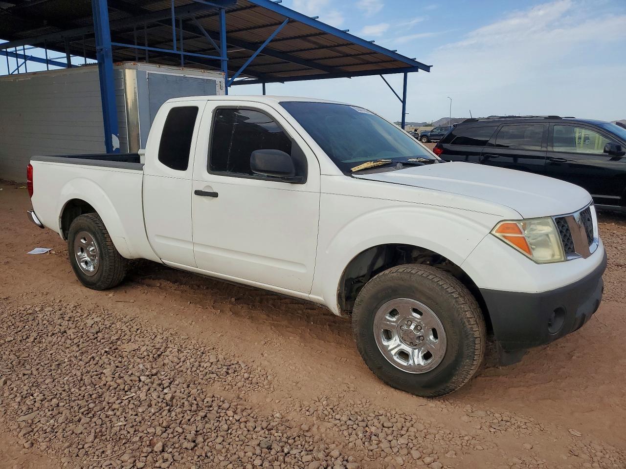 2005 Nissan Frontier XE