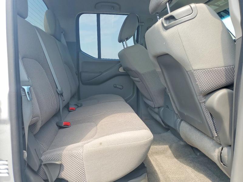 2011 Nissan Frontier S