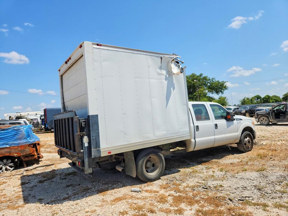 2015 Ford F350 Super Duty BOX Truck
