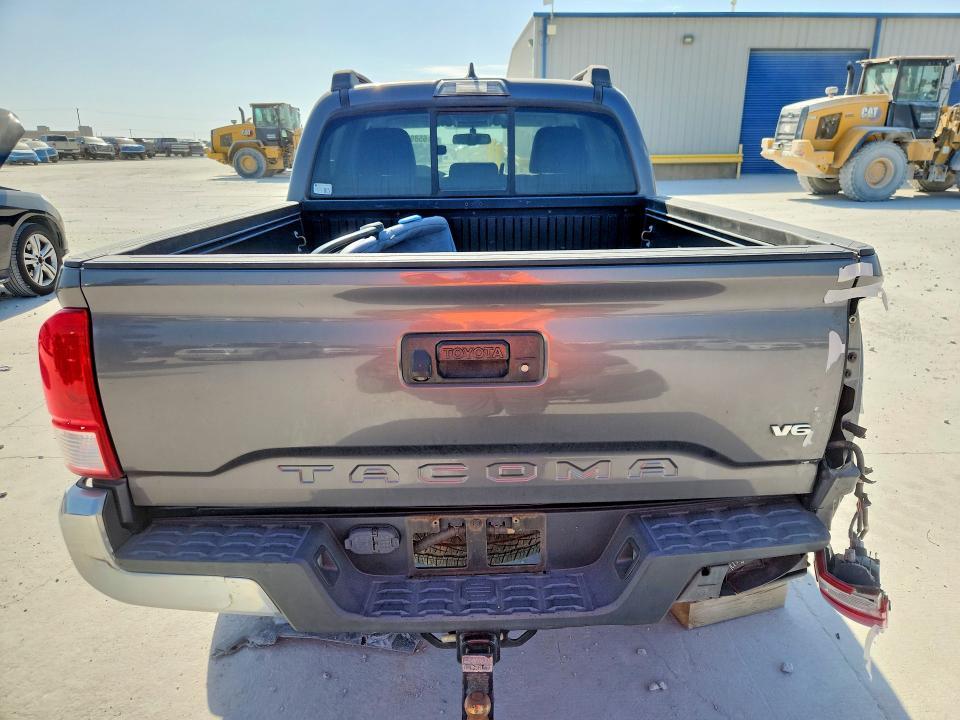 2017 Toyota Tacoma SR5 V6