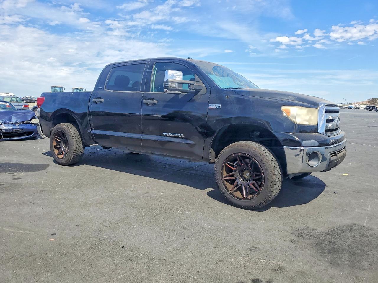 2013 Toyota Tundra Crewmax SR5