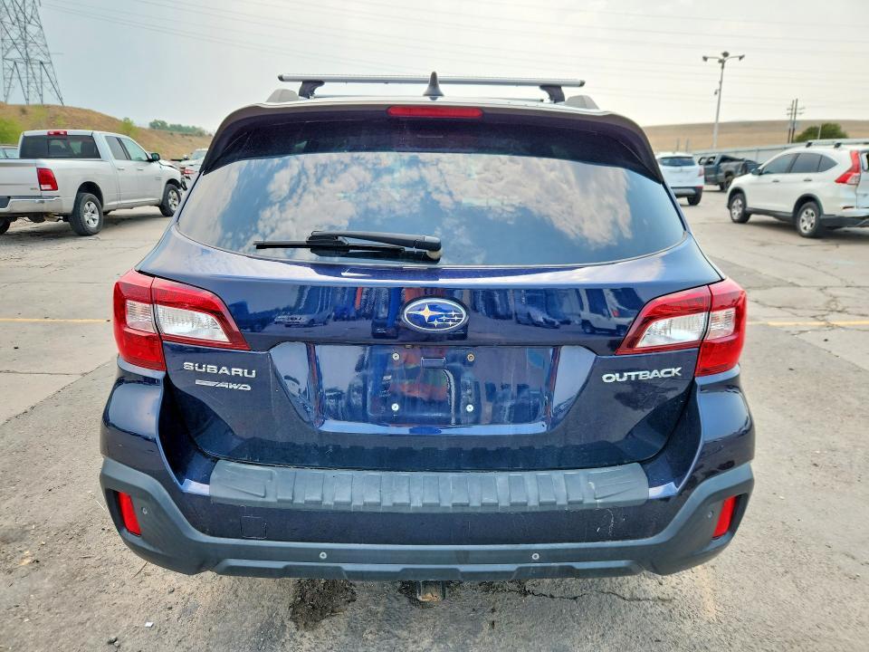 2018 Subaru Outback Touring