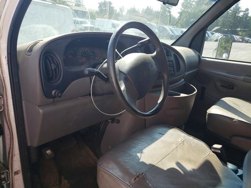 1998 Ford E450 BOX Truck