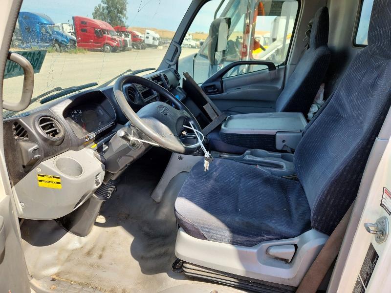 2016 Hino 155 BOX Truck
