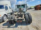 2015 Freightliner Cascadia Semi Truck