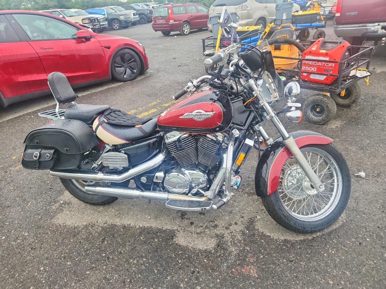 1999 Honda VT1100 D2
