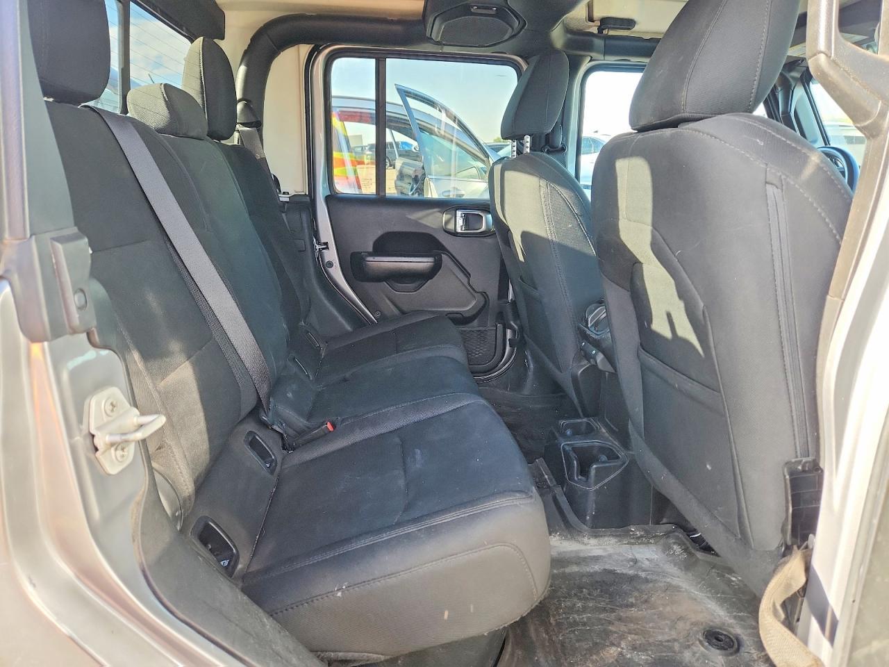 2020 Jeep Gladiator Sport