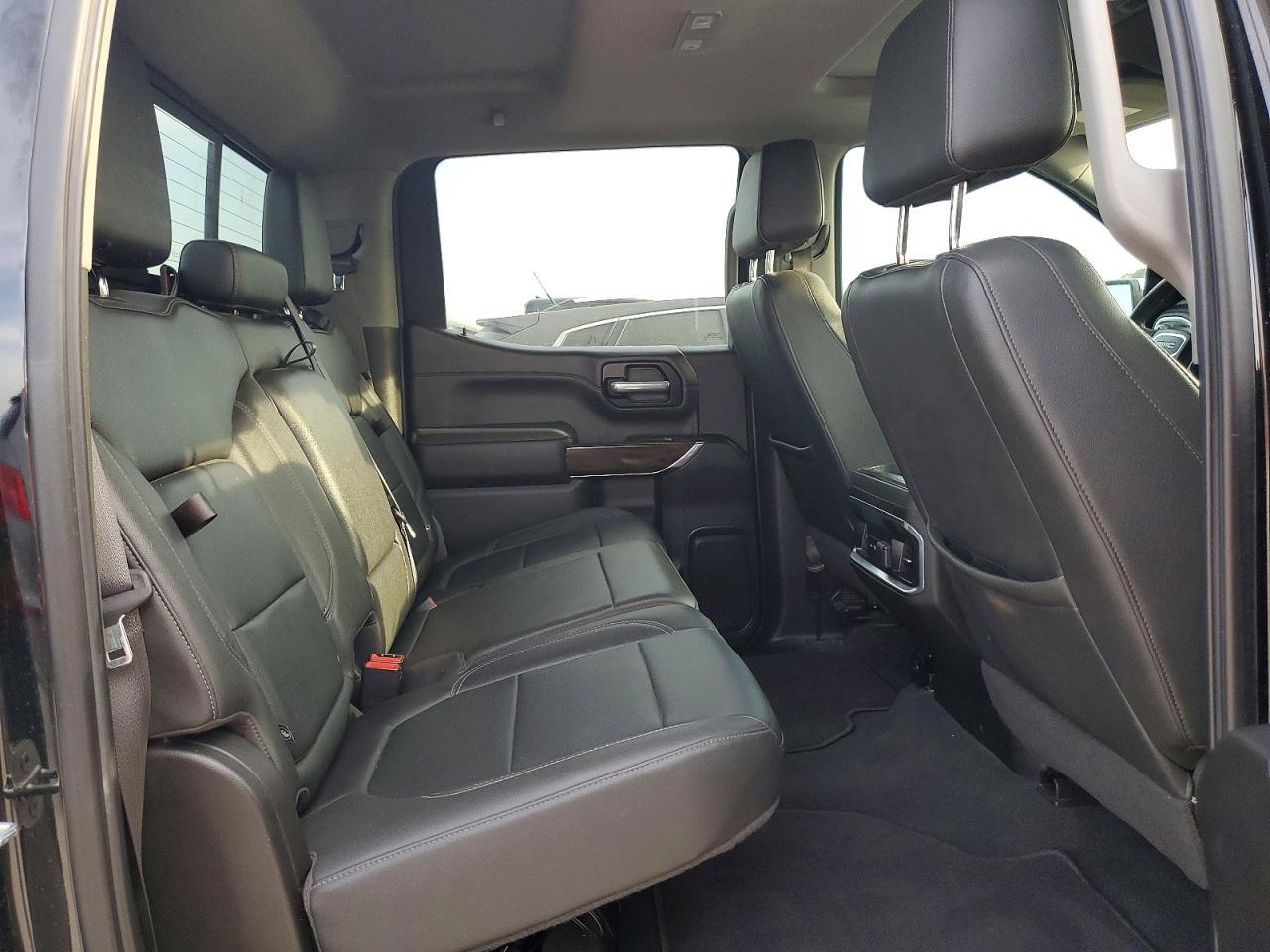 2022 GMC Sierra Limited K1500 SLT