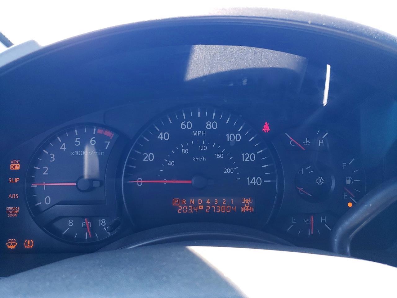 2004 Nissan Titan XE