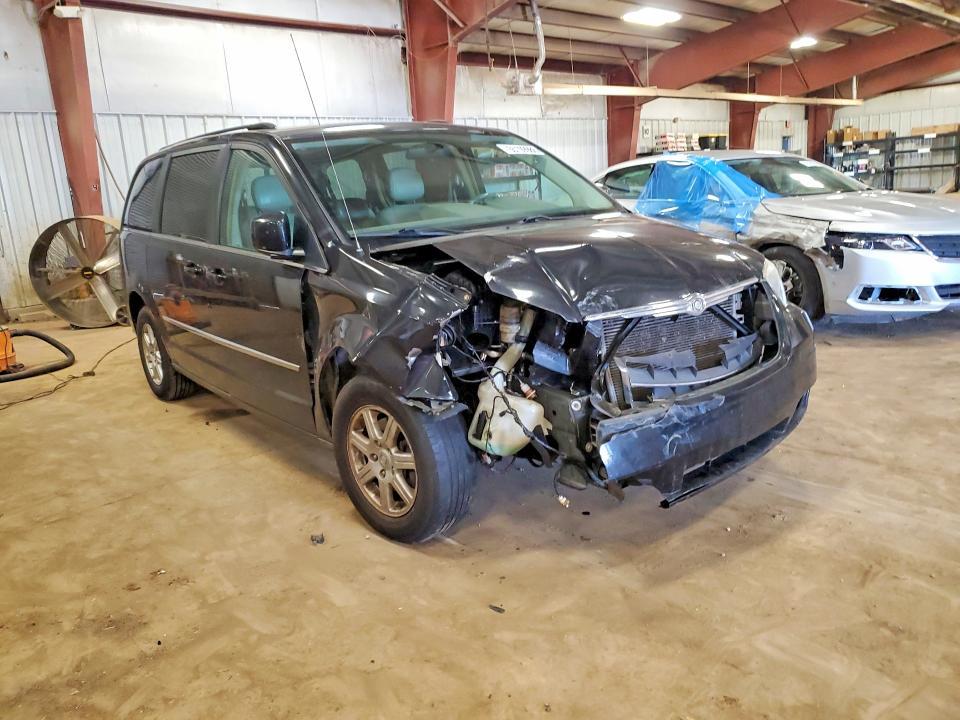 2010 Chrysler Town & Country Touring