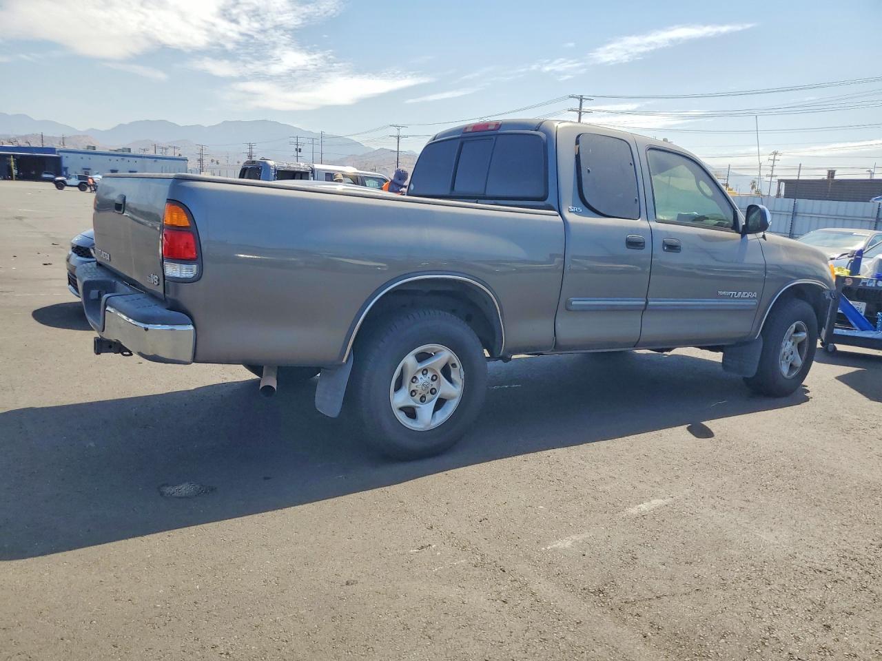 2003 Toyota Tundra SR5