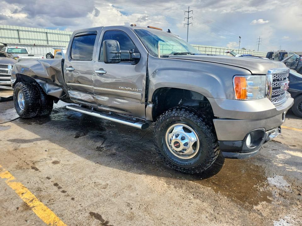 2013 GMC Sierra K3500 Denali
