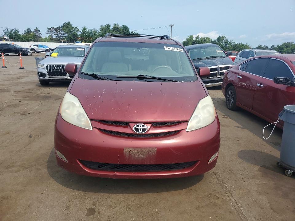 2007 Toyota Sienna XLE 7-PASSENGER