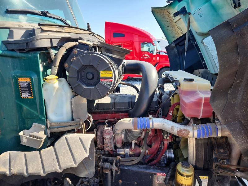 2018 Mack CXU612 Semi Truck