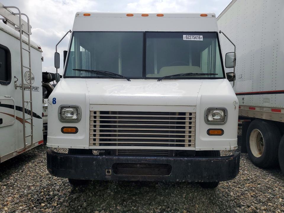 2008 Freightliner MT45 Chassis Delivery Truck