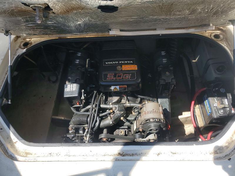 2000 Regal Boats Commodore 246