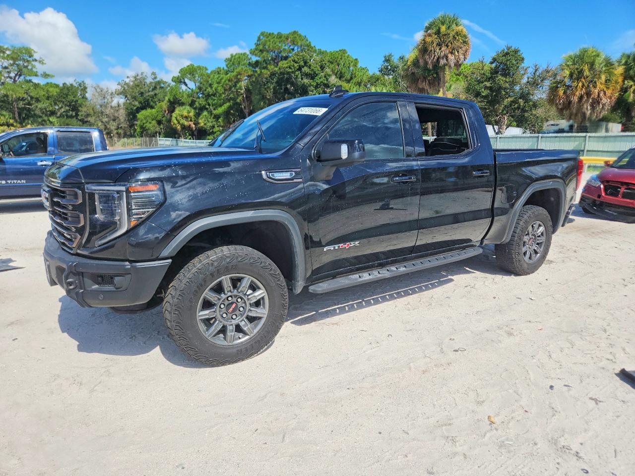 2024 GMC Sierra K1500 AT4X