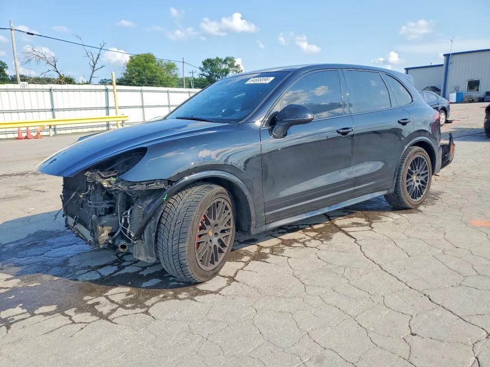 2017 Porsche Cayenne gts