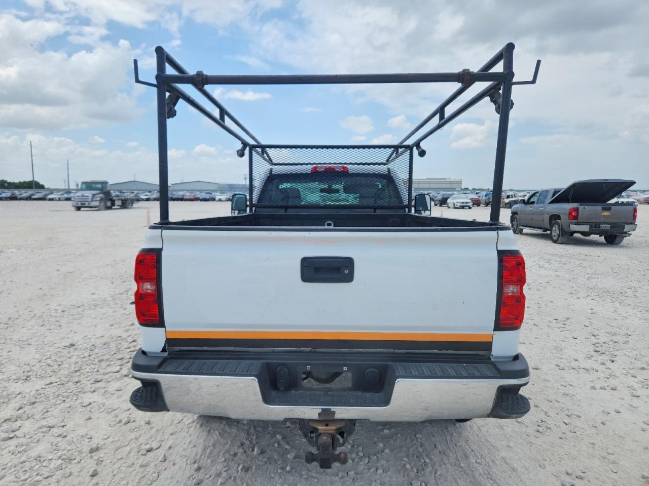 2016 Chevrolet Silverado C2500 Heavy Duty