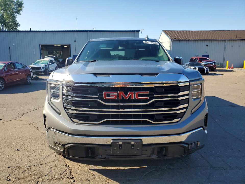 2023 GMC Sierra K1500 SLT