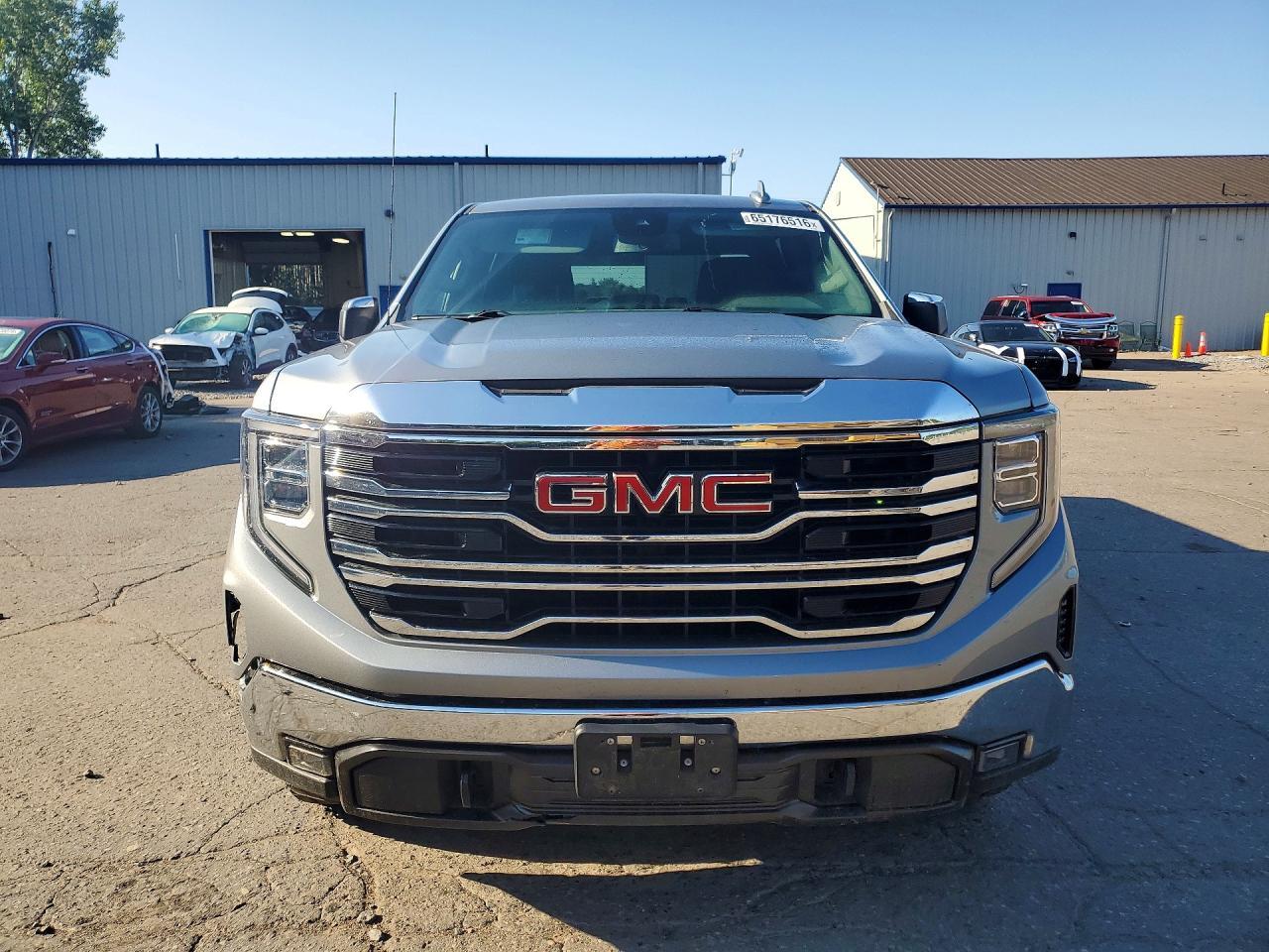 2023 GMC Sierra K1500 SLT
