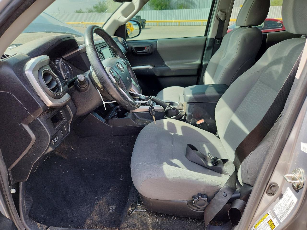 2017 Toyota Tacoma SR5 V6