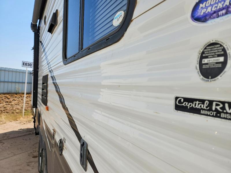 2016 Keystone Hideout Camper