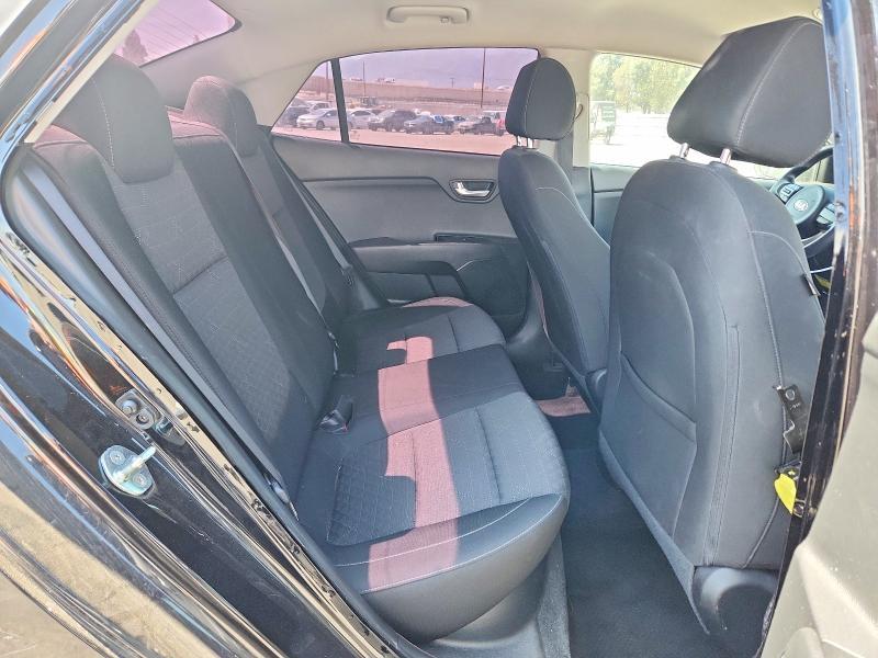 2021 KIA Rio lx