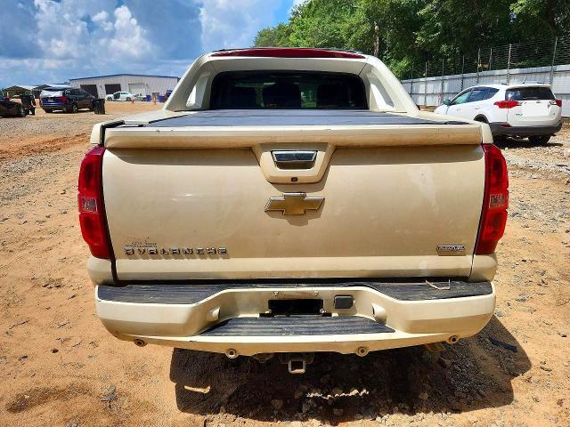 2011 Chevrolet Avalanche LTZ