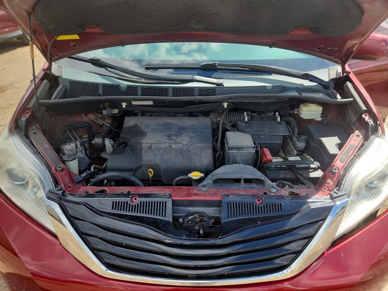 2014 Toyota Sienna le