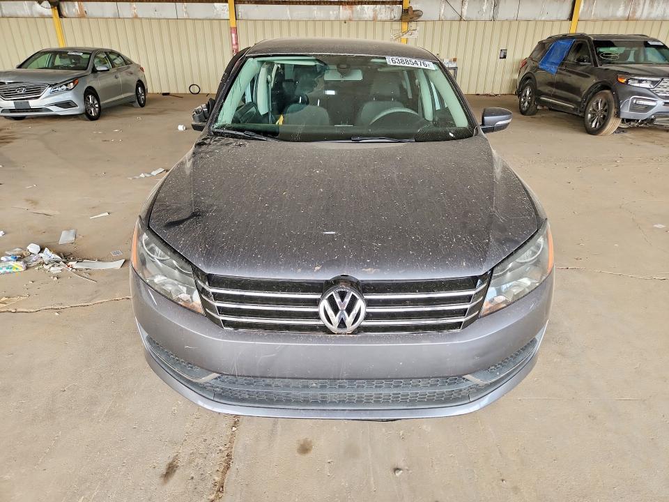 2013 Volkswagen Passat s