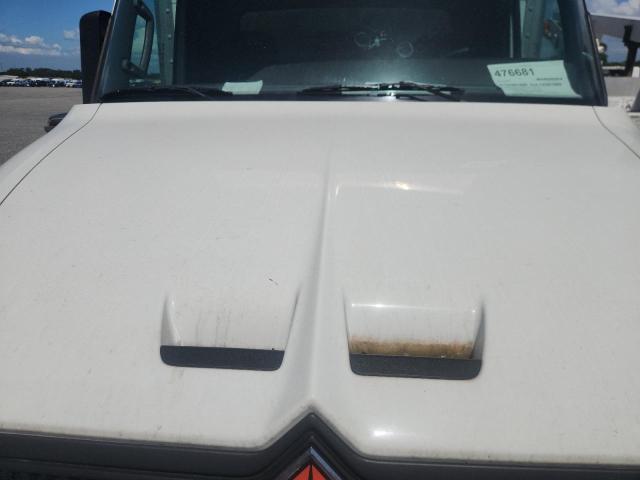 2025 International MV607 BOX Truck