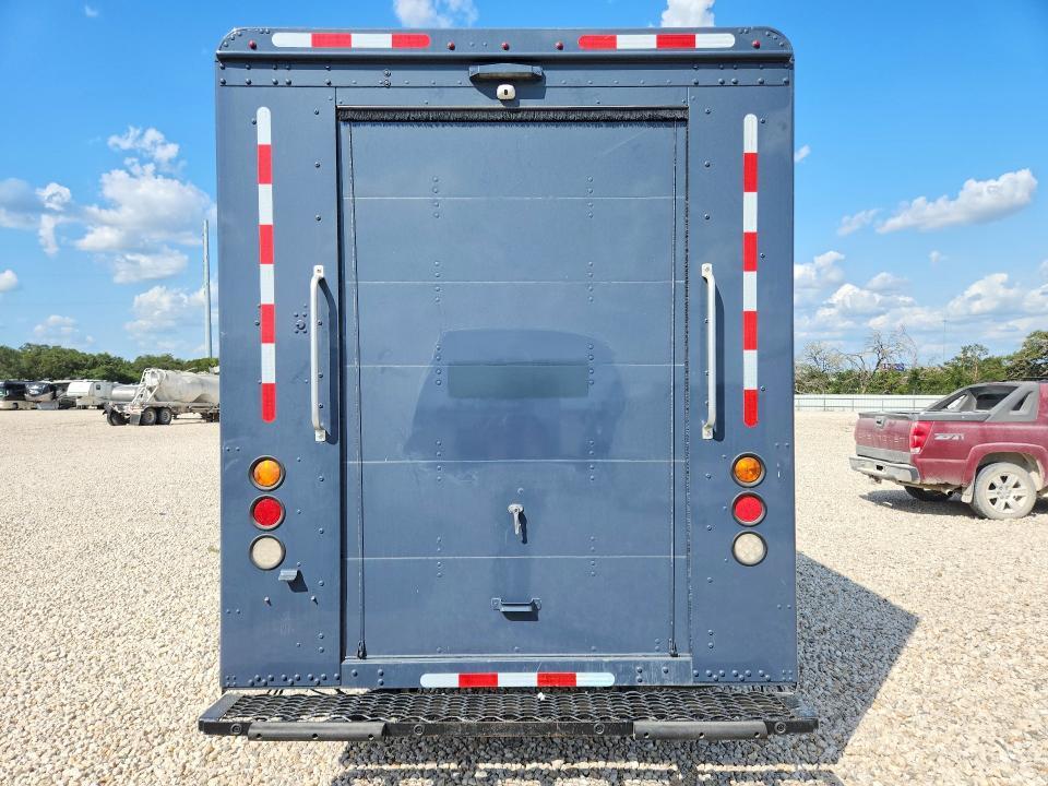 2021 Freightliner MT45G Chassis Delivery Truck