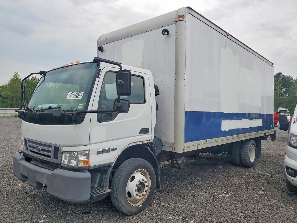 2006 Ford Low Cab Forward BOX Truck