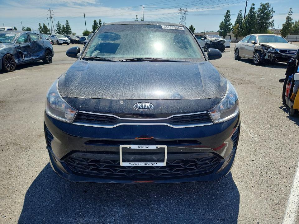 2021 KIA Rio lx