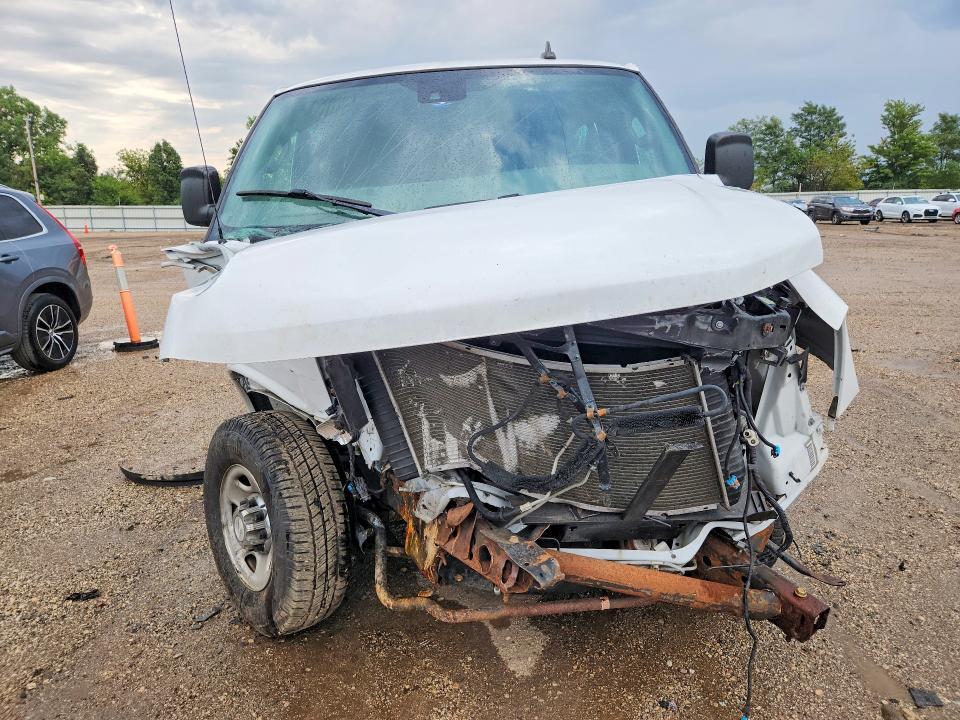2019 Chevrolet Express G3500 LT